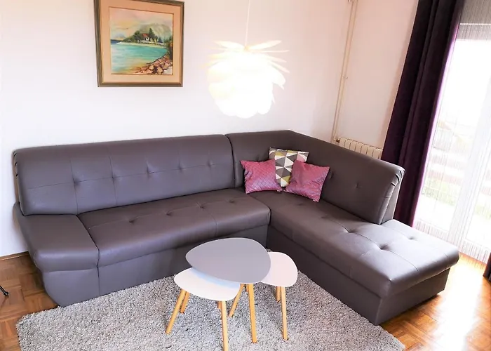 Apartament Centar *